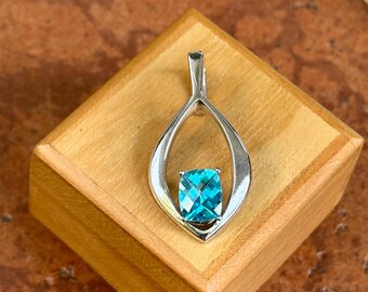 Estate/ Vintage 14KT White Gold & Passion Blue Topaz Pendant Omega Slide