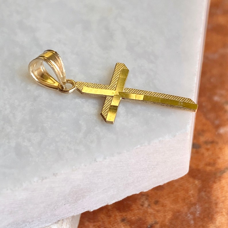 10KT Yellow Gold Small Diamond-Cut Shadow Cross Pendant Charm Textured NEW image 6