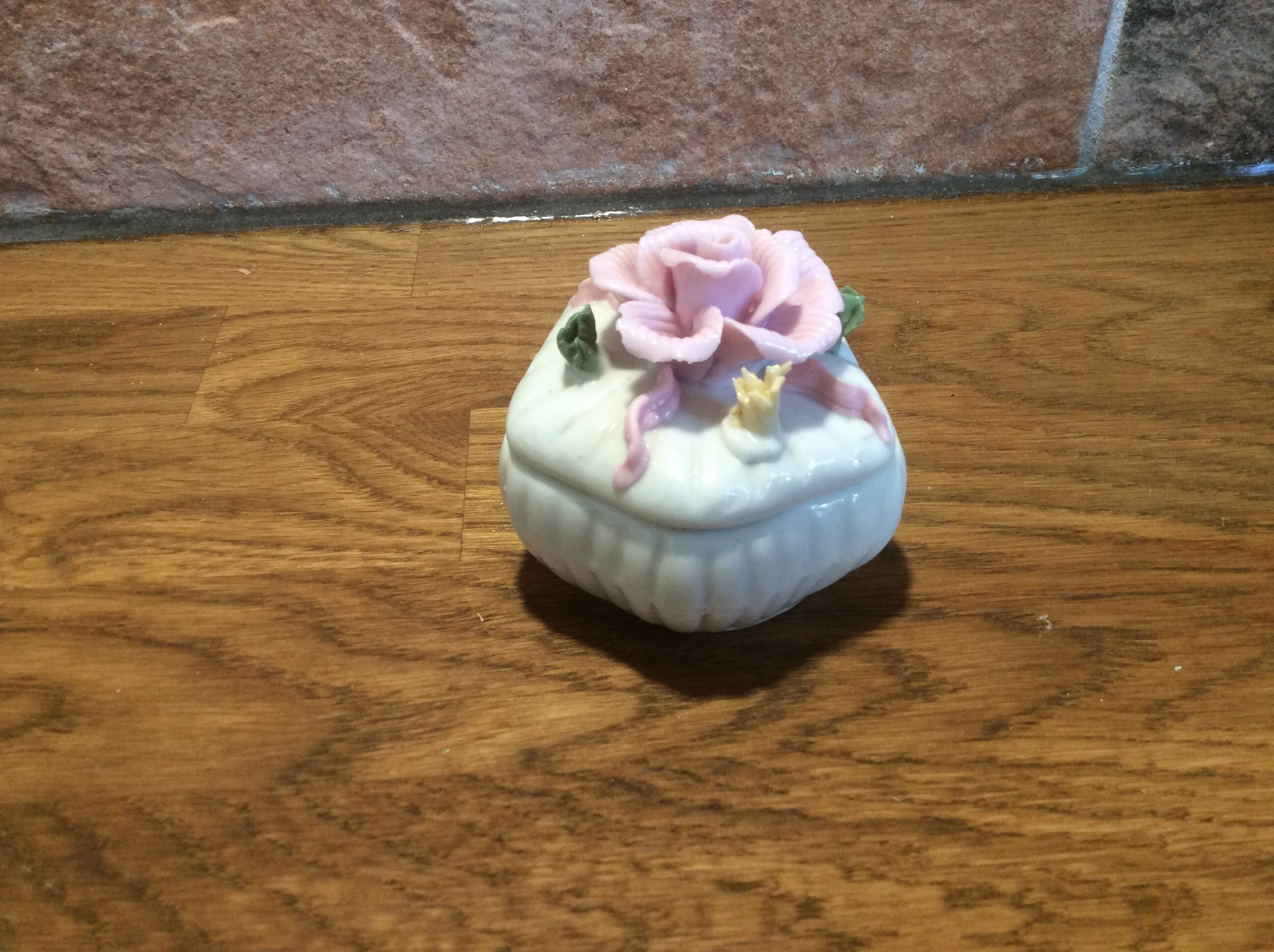 Ceramic trinket box with lid pill box ring box dainty Etsy