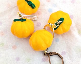 Pumpkin Patch : Stitch Markers - Progress Keepers - Notions - Crochet and Knitting - Set of 2 -