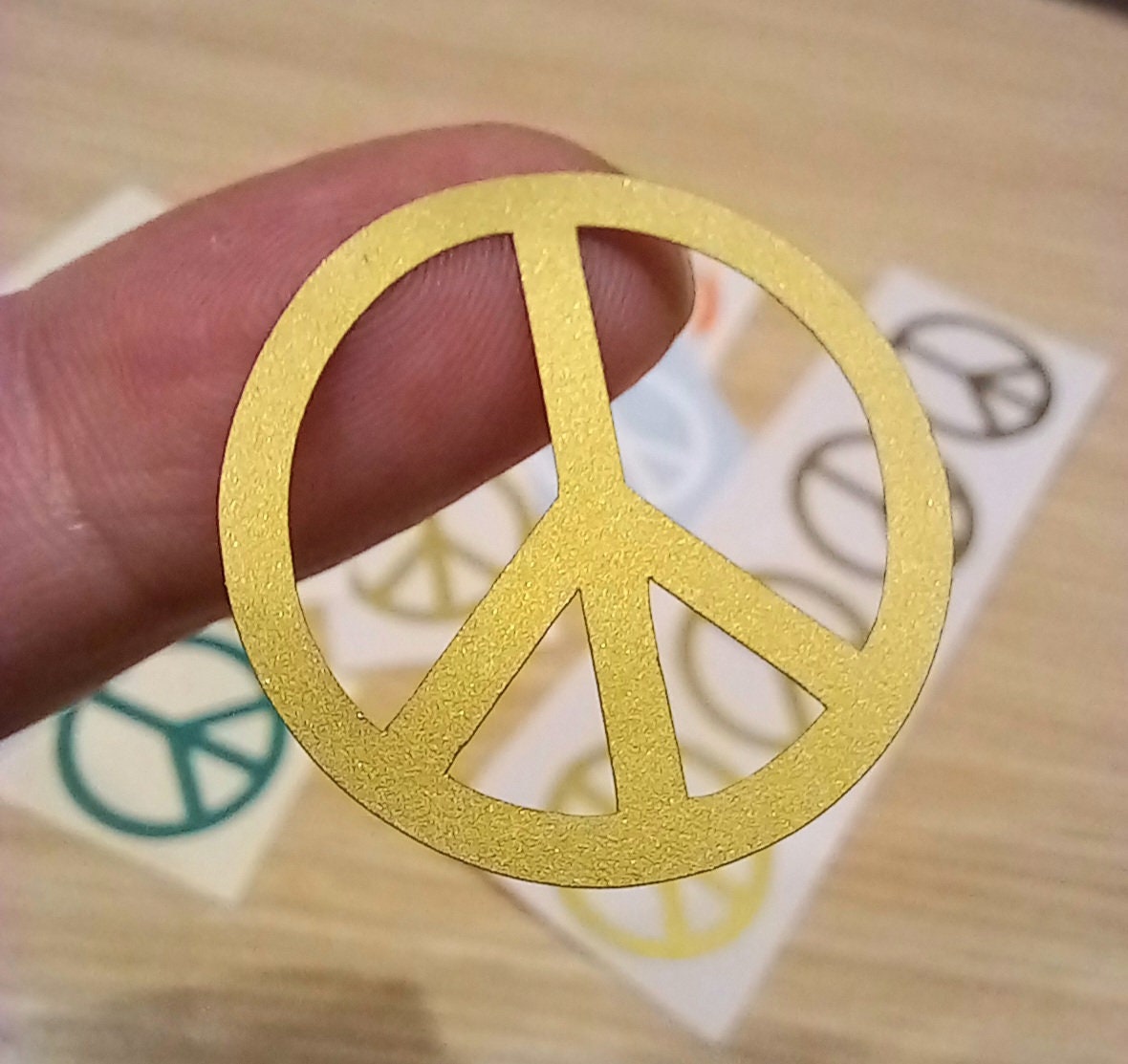 12 pegatinas con el símbolo de la paz / Pegatinas de la paz / Pegatinas con  el símbolo de la paz / Pegatinas para sobres de la paz. - Etsy México, image size:1180x1113