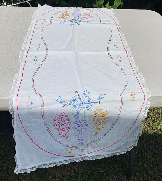Vintage Embroidered Dresser Scarf Table Runner Lace Edge Flowers Bow 41" X  18" - Etsy