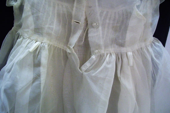 Vintage Little Girls White Dress  and Lacy Pettic… - image 5