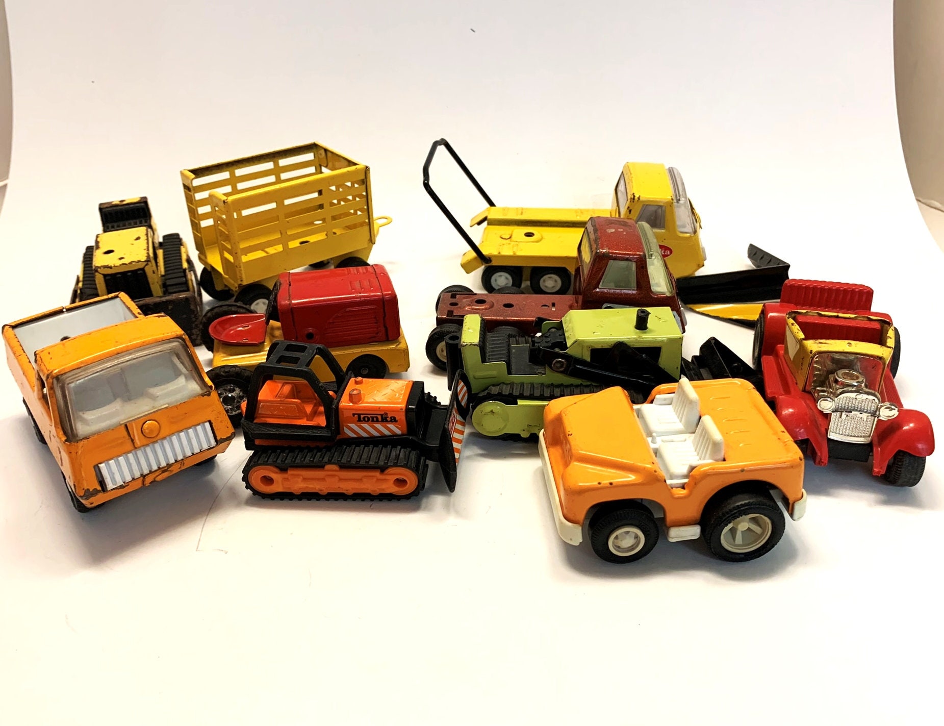 Vintage Tonka Toy Lot of 10 - AS IS - Restore or Parts