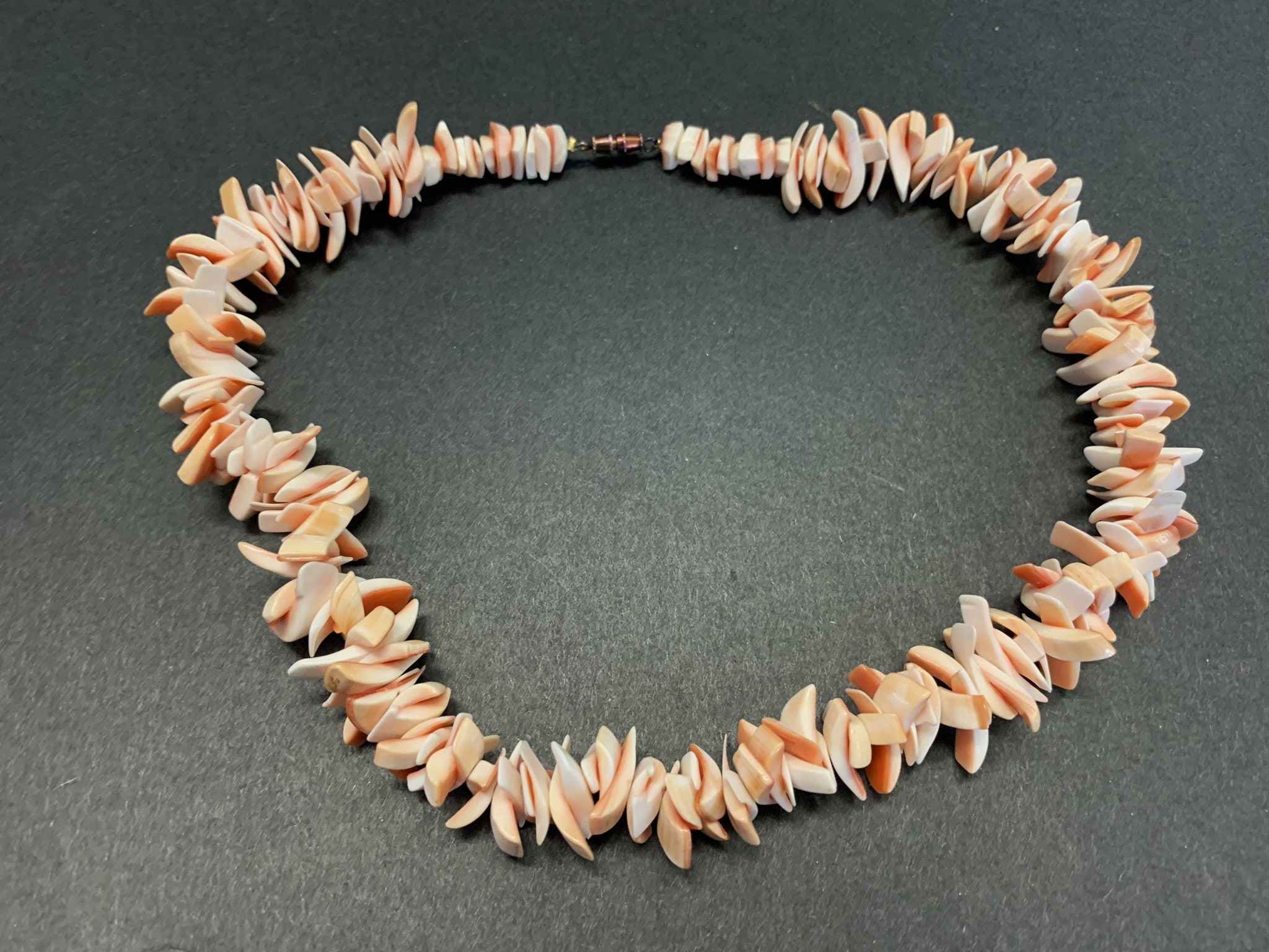 Vintage Puka Shell Necklace Pastel Orange 16" Barrel Clasp Summer Beach Jewelry