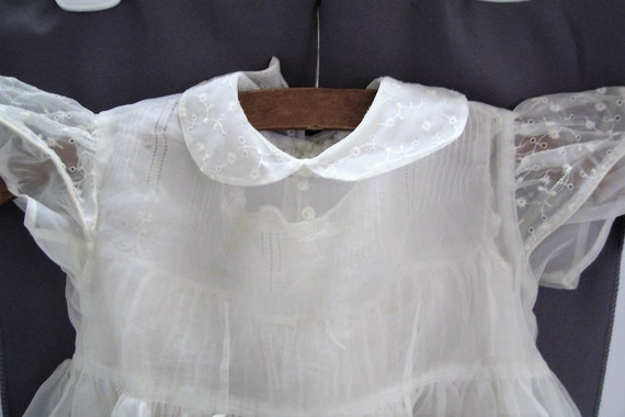 Vintage Little Girls White Dress  and Lacy Pettic… - image 3