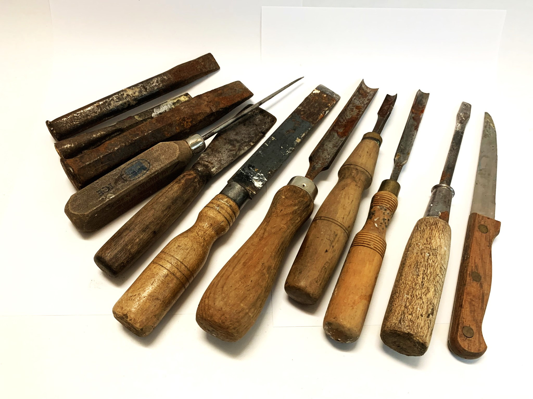 Wonderful Set of Vintage Woodworking Chisels in Custom Carved Wood Case #2, Large Little Canada Estate Auction - Antiques Collectibles & MORE!!