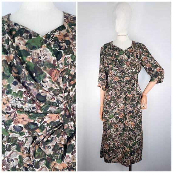 Vintage 60's Green Floral Sleeved Shift Dress Sz … - image 1