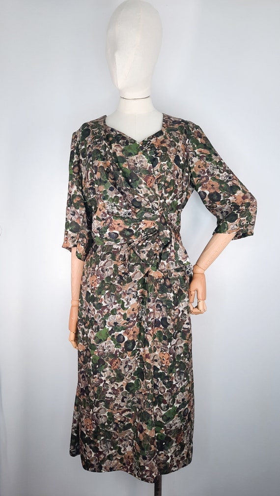 Vintage 60's Green Floral Sleeved Shift Dress Sz … - image 2