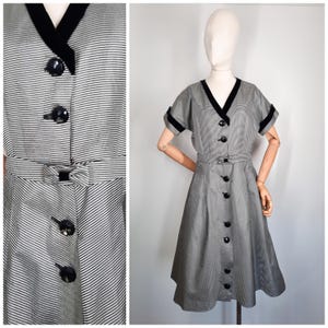 Vintage 50&#39;s Silver & Black Striped Button Front Dress Sz S 1950s