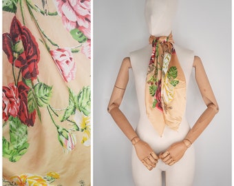 Vintage jaren 40 50 grote gele zijde? Sjaal met rozen bloemenprint jaren 40 en 50