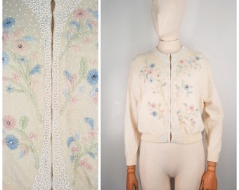 Vintage 50er Jahre Cardigan aus Wolle mit Blumenmuster in Creme Gr S bis M 1950er Jahre