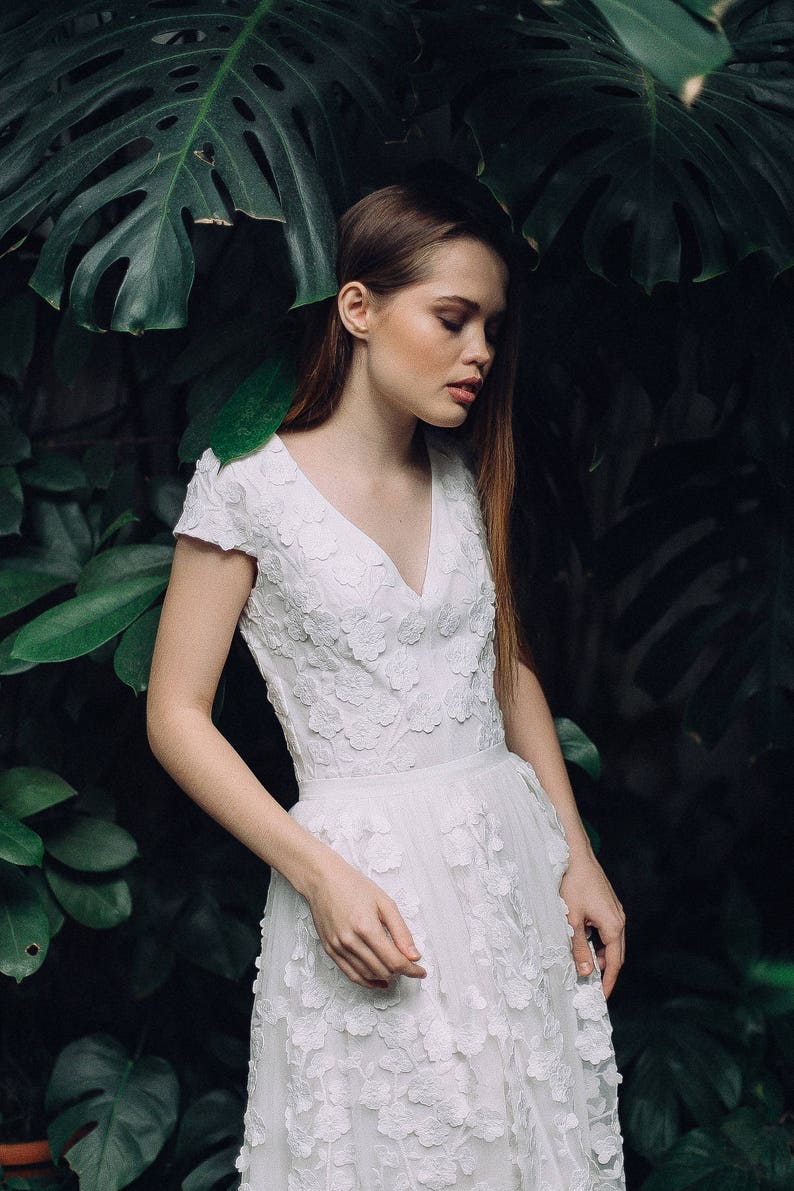 Slim Vintage Wedding Dress