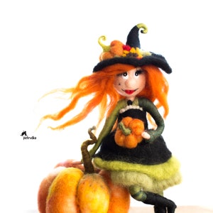 Needle felted Fall Witch Decor, Soft Sculpture Witch, Fall figurine image 1