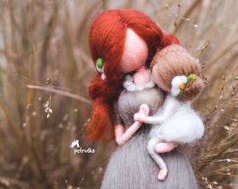Needle Felted mother and daughter figurine, Personalized family portrait, Mothers day gift from daughter
