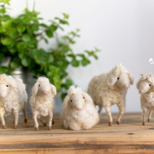 Needle felted sheep, Sheep decor Needle Felted animal Nativity Set DIFFERENT SETS zdjęcie 3