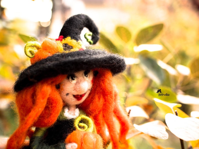 Needle felted Fall Witch Decor, Soft Sculpture Witch, Fall figurine image 7