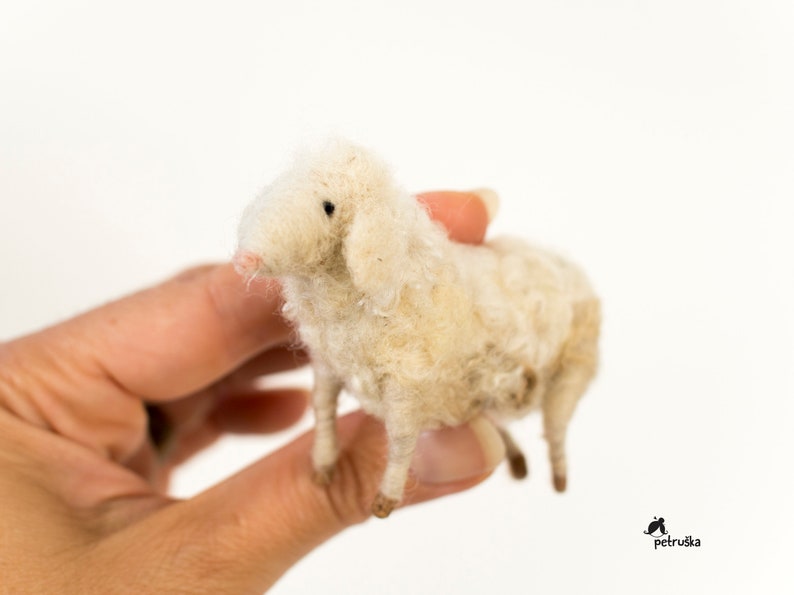 Needle felted sheep, Sheep decor Needle Felted animal Nativity Set DIFFERENT SETS zdjęcie 4