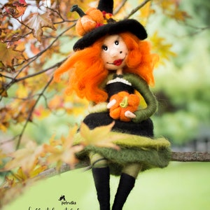 Needle felted Fall Witch Decor, Soft Sculpture Witch, Fall figurine image 5