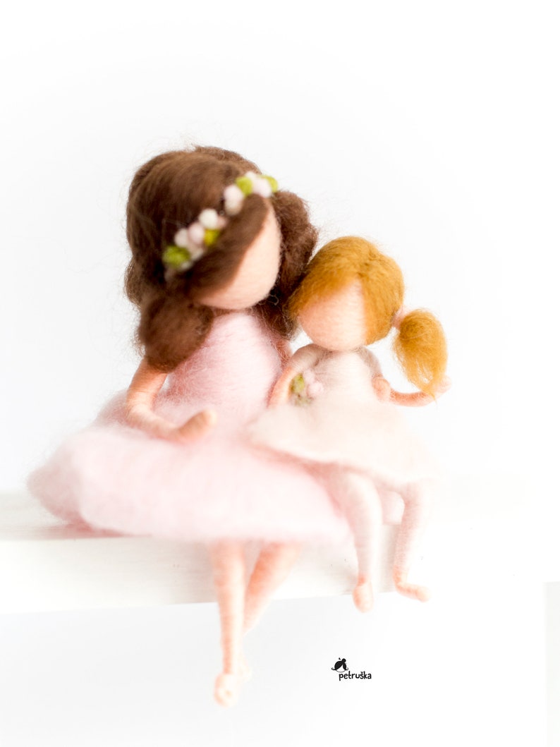 Big sis, little sis needle felted fairy figurine on the swing, Sister present, Bestie gift, Gift for sister, Personalized gift image 7