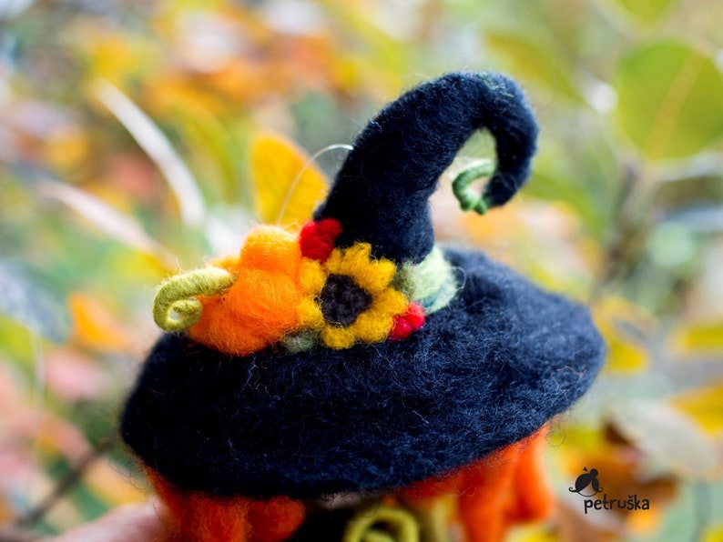 Needle felted Fall Witch Decor, Soft Sculpture Witch, Fall figurine image 8