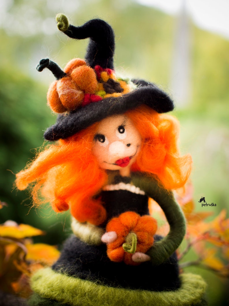 Needle felted Fall Witch Decor, Soft Sculpture Witch, Fall figurine image 3