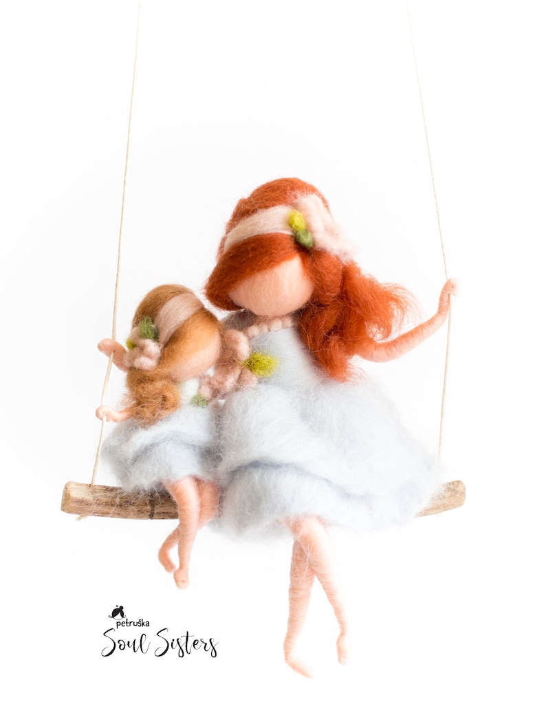 Big sis, little sis needle felted fairy figurine on the swing, Sister present, Bestie gift, Gift for sister, Personalized gift image 3