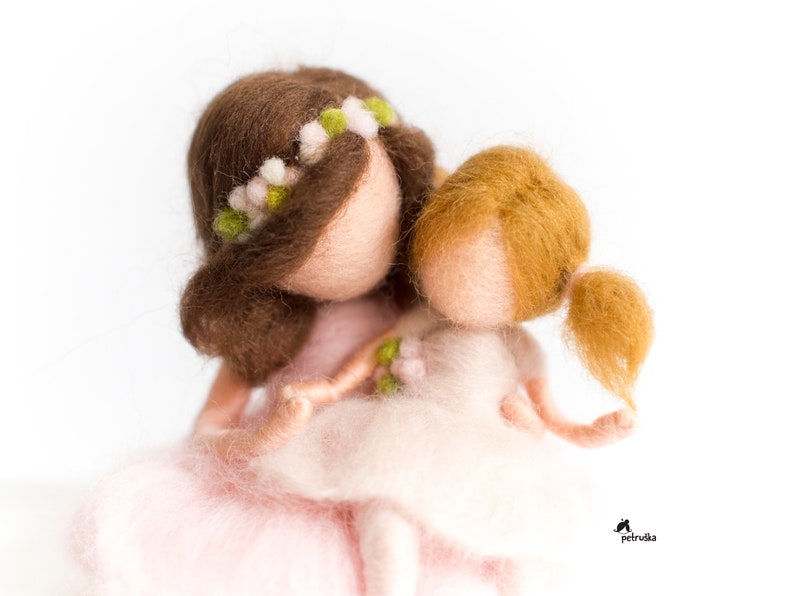 Big sis, little sis needle felted fairy figurine on the swing, Sister present, Bestie gift, Gift for sister, Personalized gift image 8