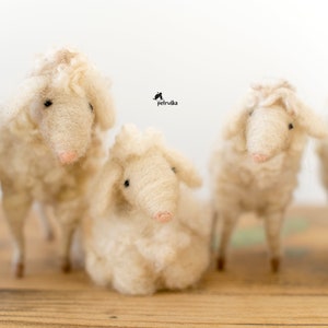 Needle felted sheep, Sheep decor Needle Felted animal Nativity Set DIFFERENT SETS zdjęcie 6