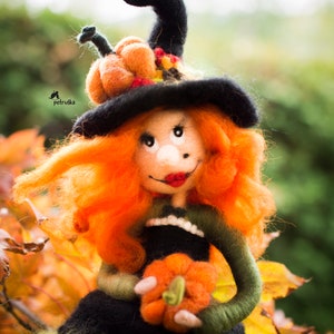 Needle felted Fall Witch Decor, Soft Sculpture Witch, Fall figurine image 4