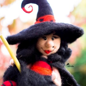 Halloween Witch - Kitchen Witch - Halloween Figurine - Soft Sculpture Doll - Art Witches - Halloween Witch Decor - OOak Art Dolls - Felted image 5