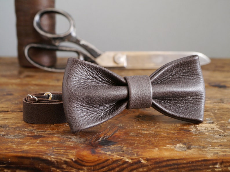 Dark Brown Leather Bow Tie, Wedding Tie for Him, Groomsmen Bow Ties, Luxury Bow Tie image 2