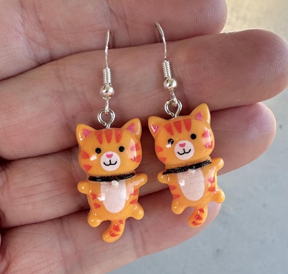 Orange Tabby Cat Dangle Earrings: Hypoallergenic Kitty Jewelry