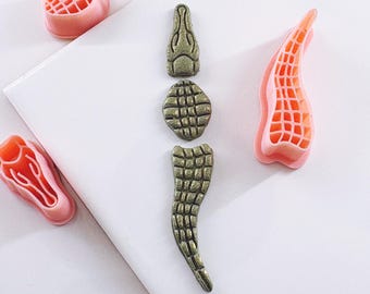 GATOR DANGLE - 3 Polymer Clay Cutters - Clay Imprint - Embossed Stamp Cutter - Reptile - Mardi Gras - Alligator Earrings - 321