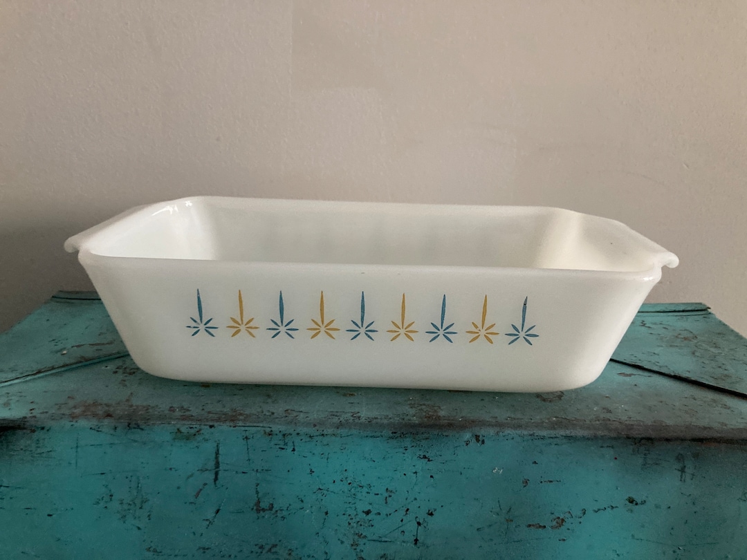 Vintage Anchor Hocking Fire King Milk Glass Casserole Dish/loaf Pan in Pattern 441 Candle Glow