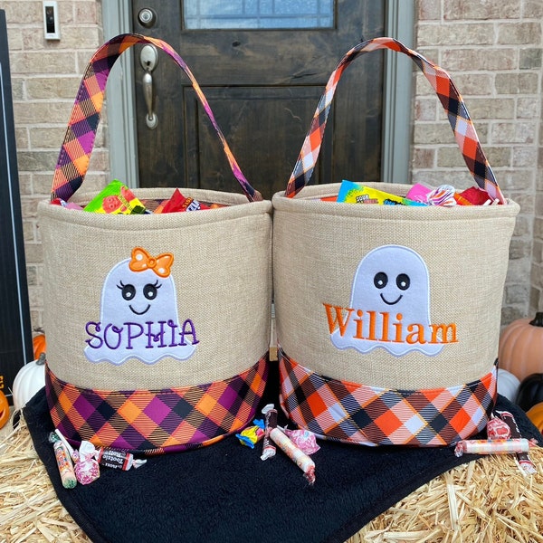 Trick or treat bag, Trick-or-treat bucket,  Halloween Bucket, Personalized, Halloween Basket, monogram, trick-or-treat, Halloween bag