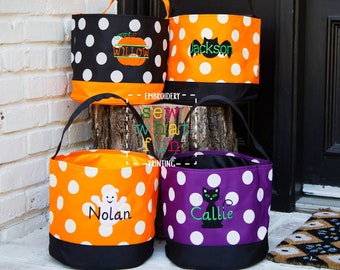 Trick or treat bag, Trick-or-treat bucket,  Halloween Bucket, Personalized, Halloween Basket, monogram, trick-or-treat, Halloween bag