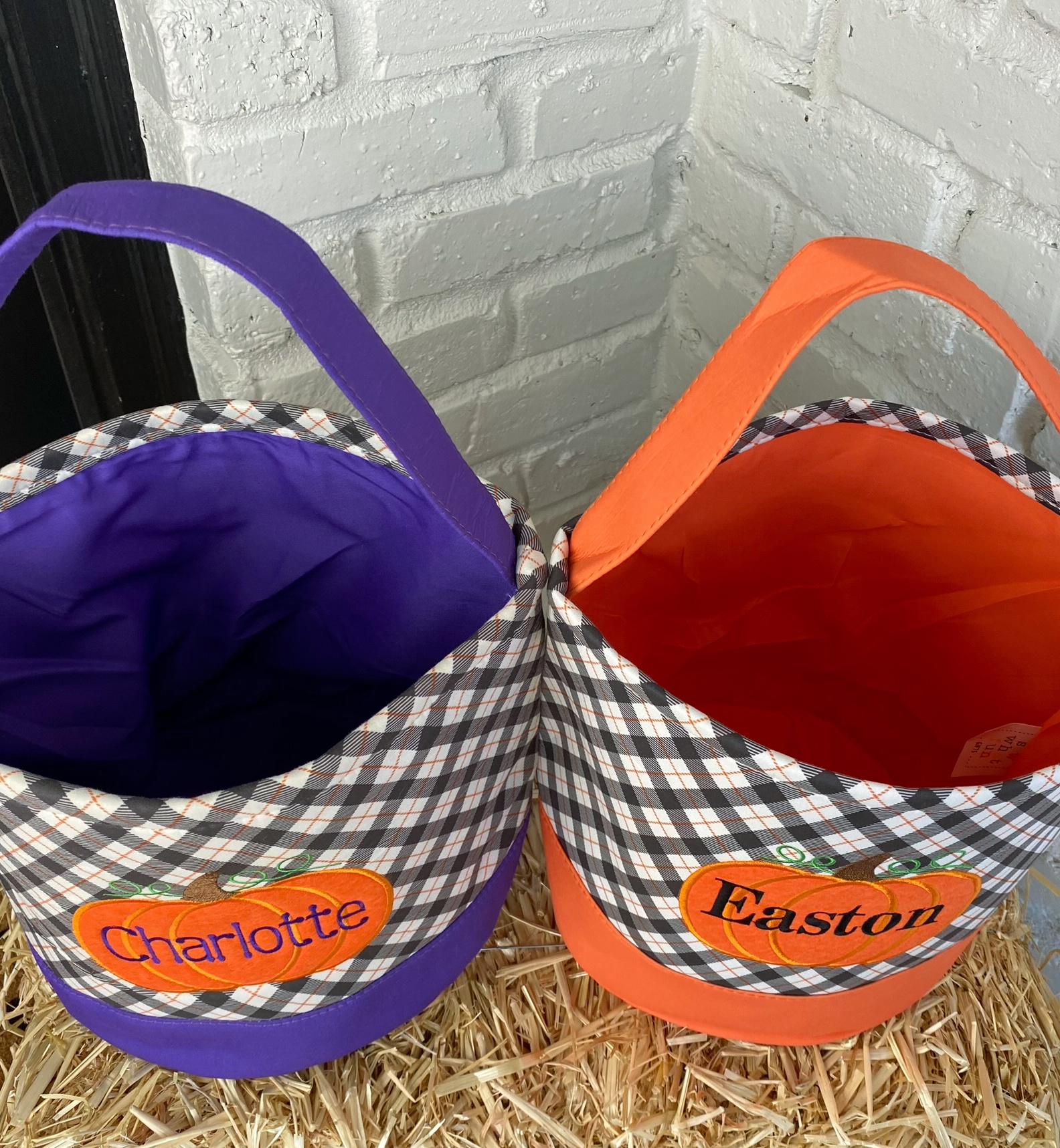 Trick or treat bag, Trick-or-treat bucket,  Halloween Bucket, Personalized, Halloween Basket, monogram, trick-or-treat, Halloween bag