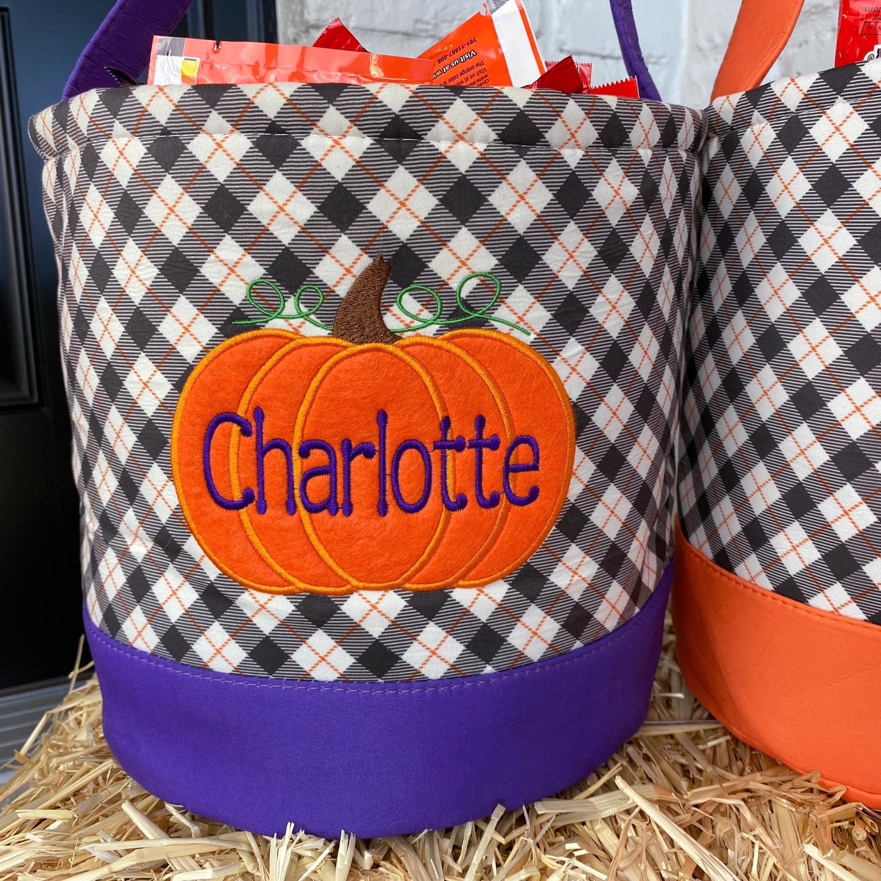 Trick or treat bag, Trick-or-treat bucket,  Halloween Bucket, Personalized, Halloween Basket, monogram, trick-or-treat, Halloween bag