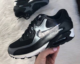 nike air zoom strong rose gold