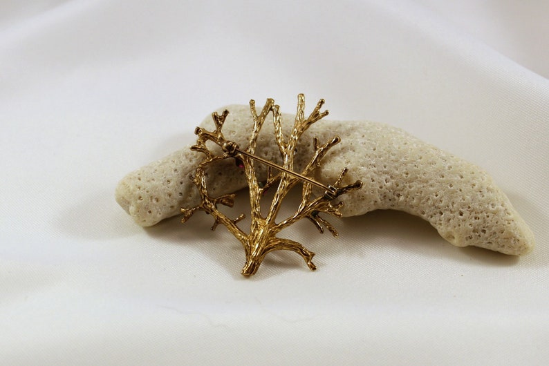 Vintage 9K Gold Figural Spring Branch Brooch with Buds of Blue White and Fuchsia