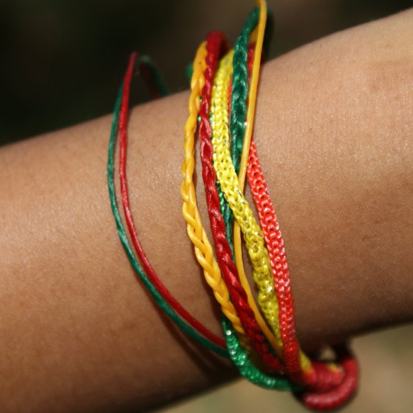 Rasta Beach Bracelet with Coconut Closure  Button- Cotton Silver Strand Fabric