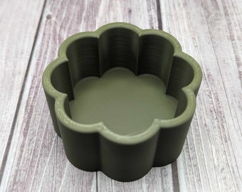 Flower Little Water Dish - Basic Colors