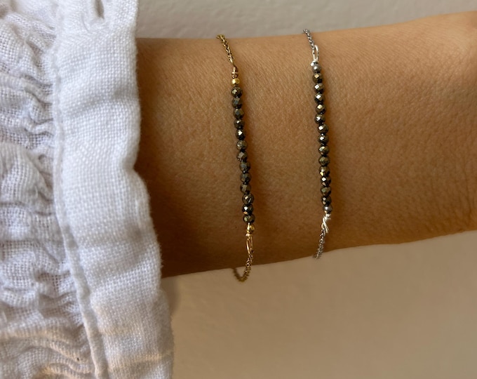 Pyrite bracelet.  Dainty pyrite bracelet. Abundance, protection, energy guard. Gold, silver, rose gold steel chain.