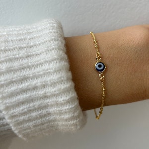 Böses Auge Armband. Gold gefülltes Böses Auge Armband. Gold filled Satelliten Kette. griechisch mati. Blaues böses Auge.  Schutz-Armband.