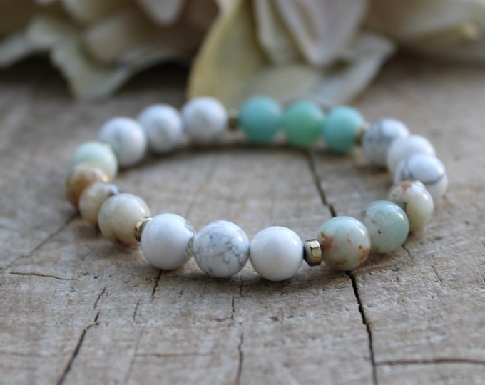 Amazonite Howlite Beaded Bracelet: Unisex Calming Crystal Jewelry