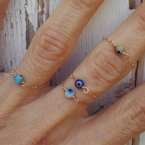 Evil Eye Chain Ring. Gold Filled 