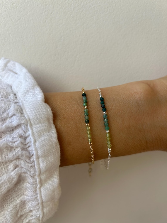 Peridot, emerald and chrysocolla bracelet. Crystal healing bracelet. Emotional healing. Gold filled/sterling silver