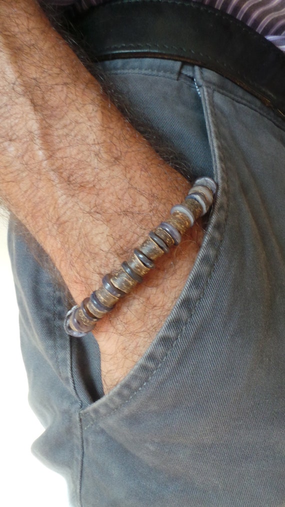 Mens bracelet. Mens beaded bracelet. Mens wood bead and shell bracelet .Mens stretch bracelet .Chunky bracelet