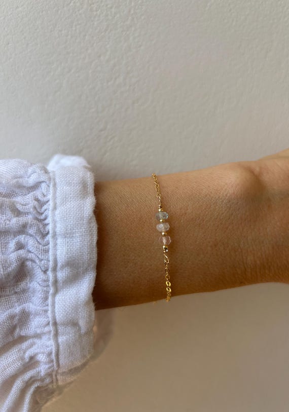 Fertility support bracelet. Rose quartz, moonstone and aquamarine bracelet. Mom to be bracelet. Gold, silver,rose gold chain